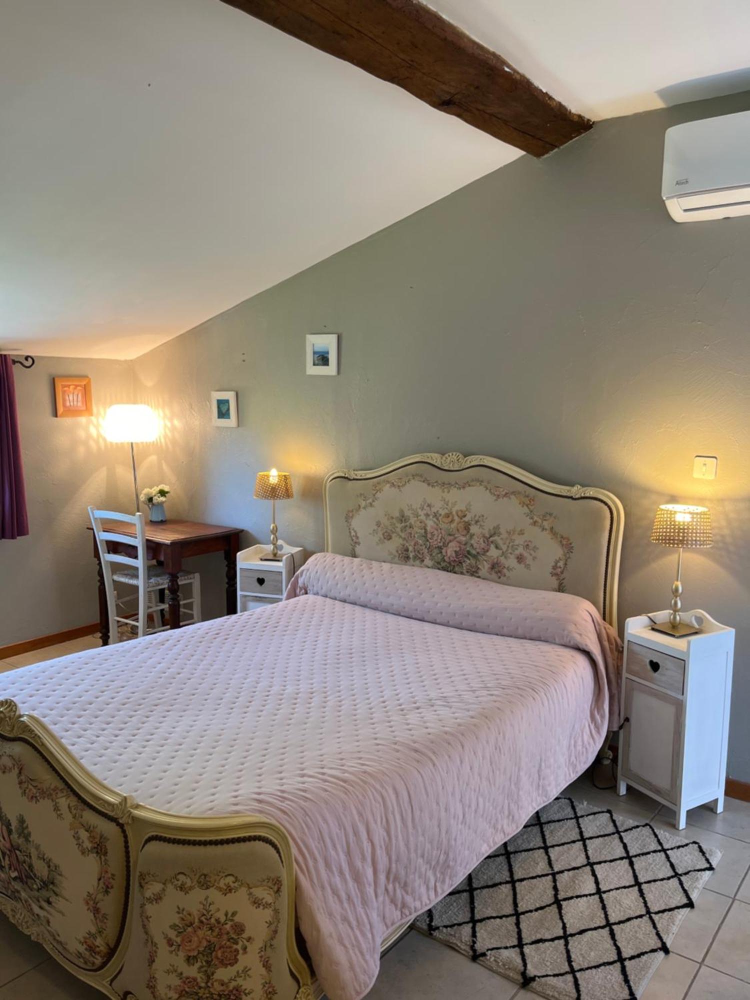 Chambres Et Gite Peyroutas " Camille" Vignonet St Emilion Buitenkant foto